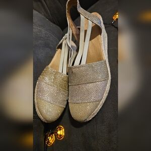 Silver Gold Copper SPARKLE ESPADRILLES WEDGE  White Mountain Slingbacks sz8